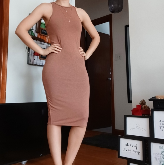 🌱Host Pick🌱 Nude Bodycon Midi Dress, Forever 21 - Picture 3 of 14